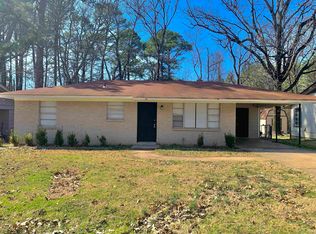 54 Southern Oaks Dr, Little Rock, AR 72209
