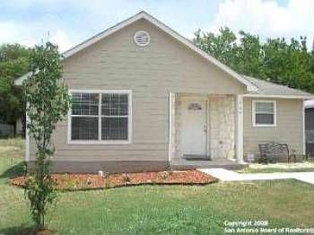 1st image of 427 Freeman Dr