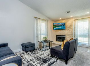 2734 Sherry St, Arlington, TX 76014