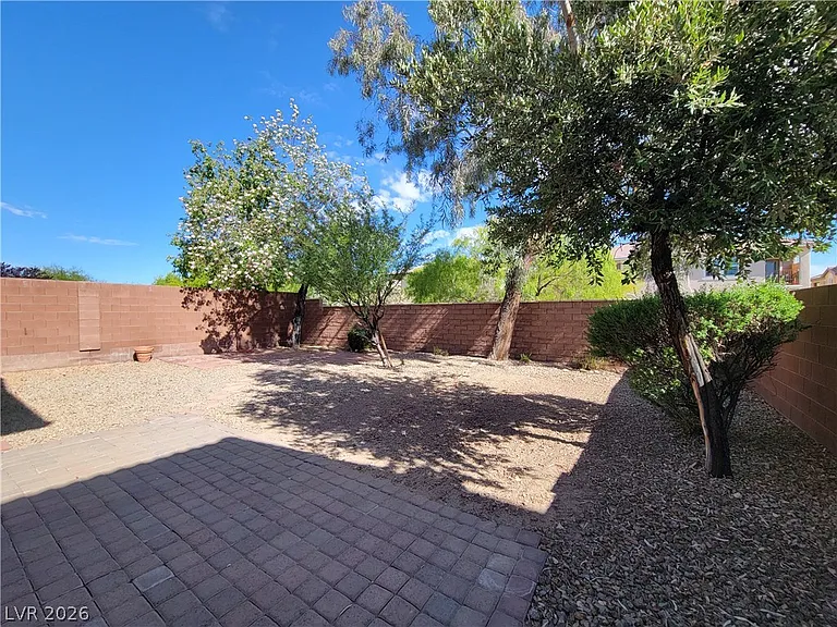 8458 Pico Rivera Ave — Photo 40