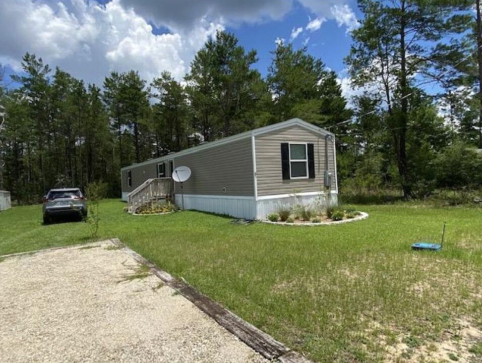 1st image of 81 E Lafavre Ln