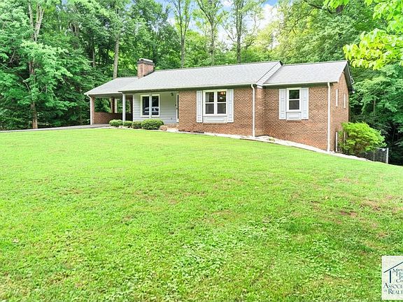 3rd image of 245 Vista View Ln