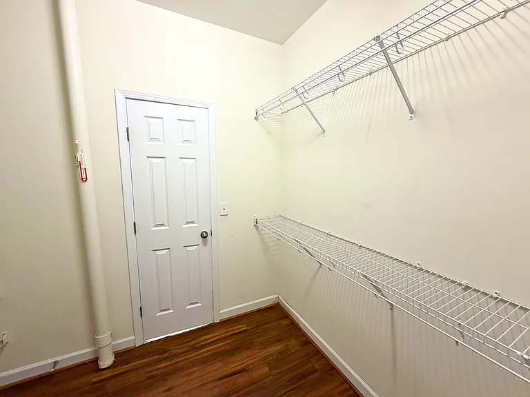 2541 Spring Oaks Way — Photo 41