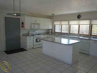 4th image of 4230 Hallenius Rd