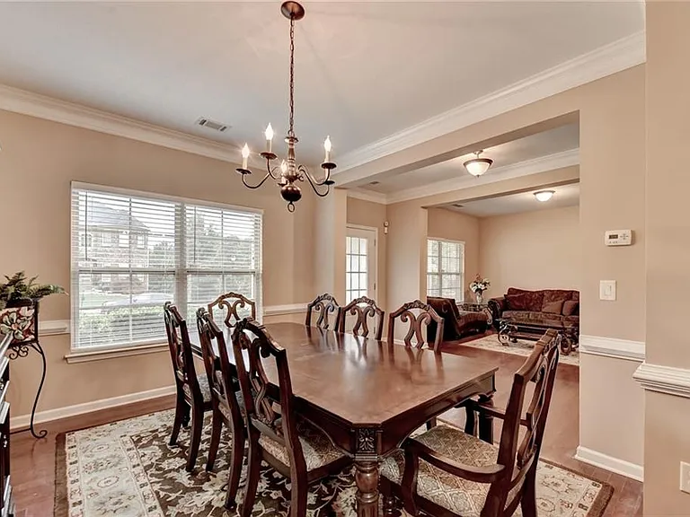 4228 Woods Creek Ln — Photo 15