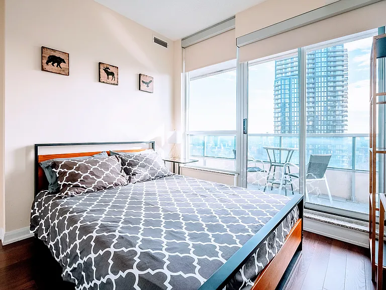 500 Sherbourne St #1808 — Photo 15