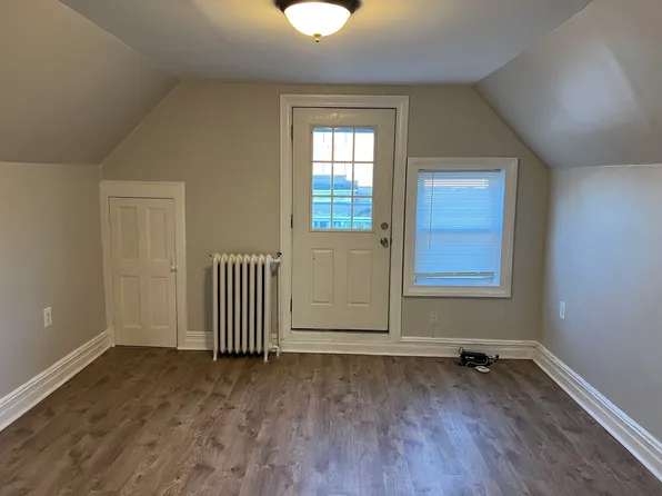 43 Liberty Place image 14 of 17