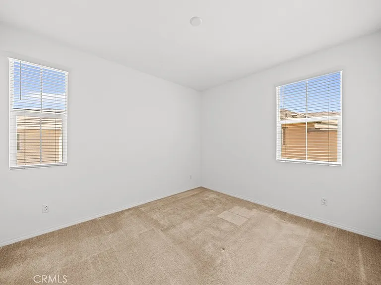 16402 Traverse Way — Photo 27