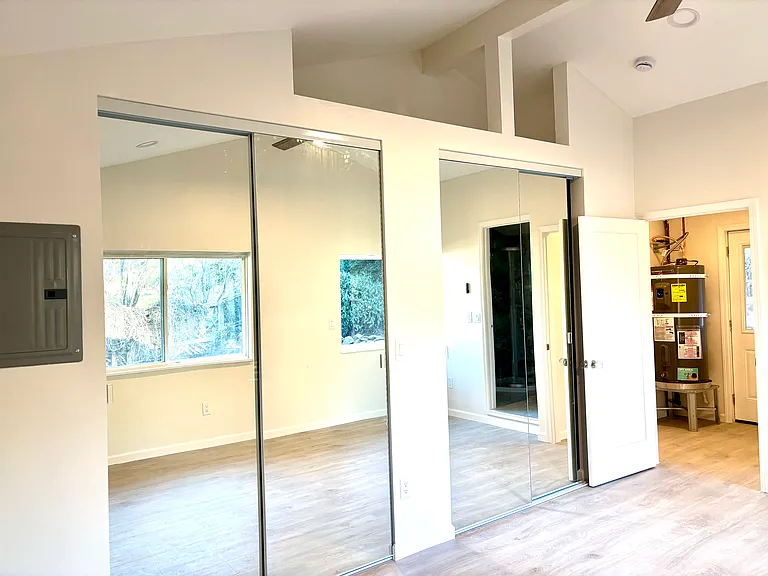212 Woodland Dr — Photo 17