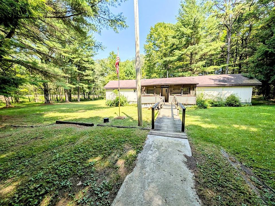 1st image of 127 Blackbeary Ln