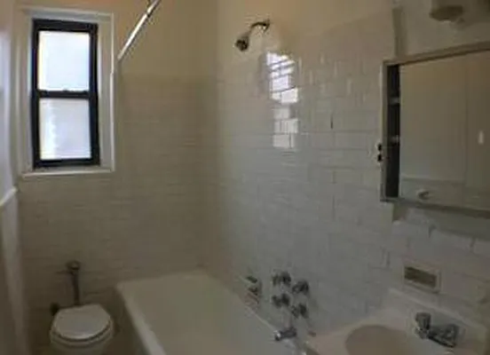 Rented by (Legacy) NY Quality Living Uptown | media 22