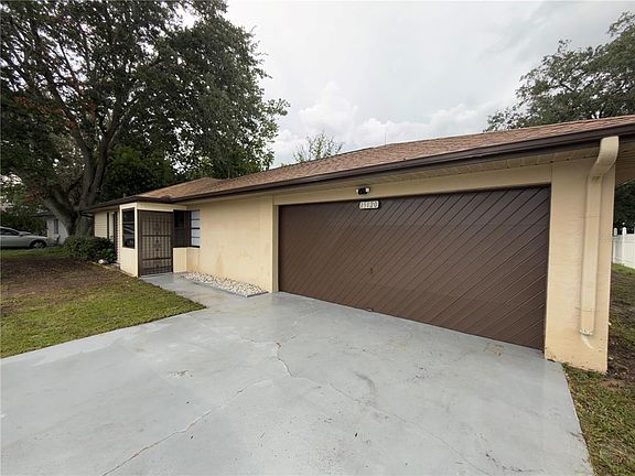3rd image of 15120 SW 35TH CIRCLE