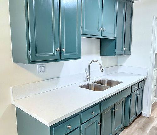 4th image of 1735 Obispo Ave #1-6