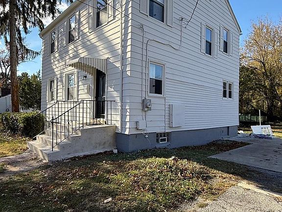 2nd image of 175 9th St