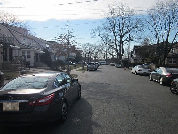 5th image of 11525 174th St