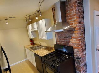 83 17th St #2, Buffalo, NY 14213