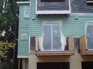 335 C 16 Ave E, Seattle, WA 98112