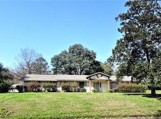 203 Glenwood Dr, Natchez, MS 39120