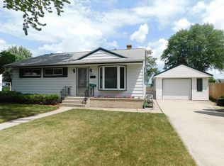 1226 5th Ave, Grafton, WI 53024