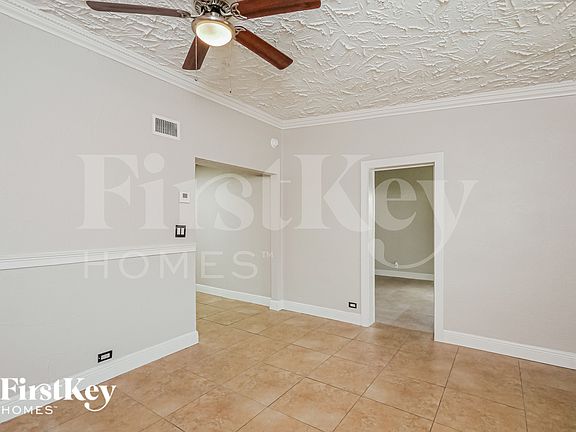 4th image of 16410 NW 20th Ave