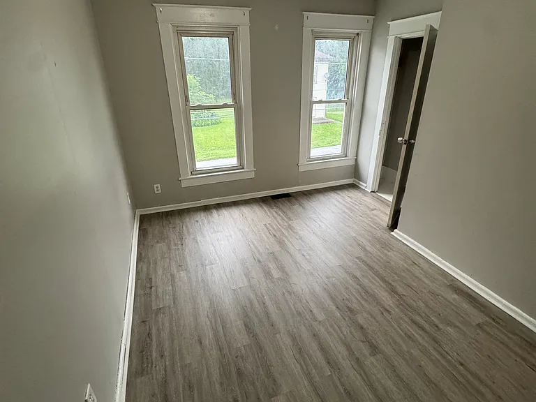 1013 Harding Way E #2 — Photo 8