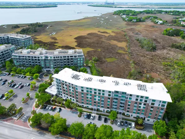 155 Wingo Way #443, Mount Pleasant, SC 29464