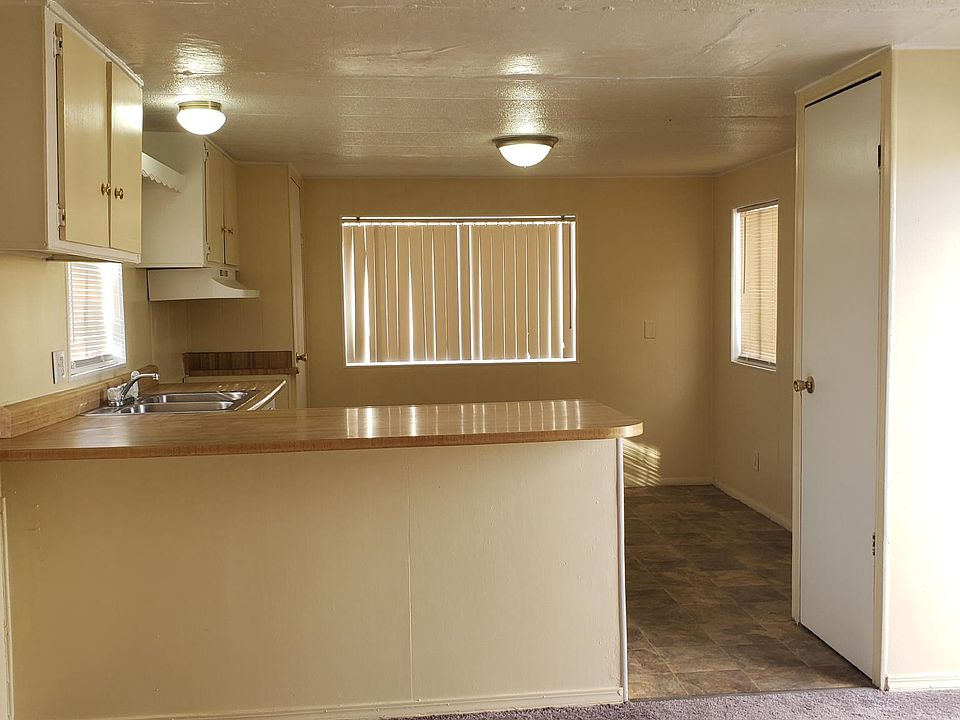 1st image of 4976 Stanley Ave Trlr 39