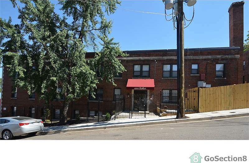 2nd image of 1204 Talbert St SE