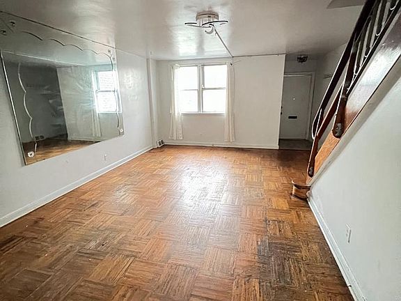 4th image of 6902 Revere St