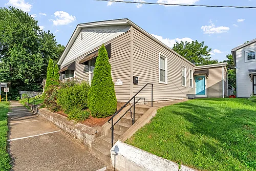 1304 Payne St Photo 1