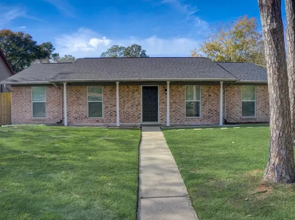 2124 Victoria Court, League City, TX 77573