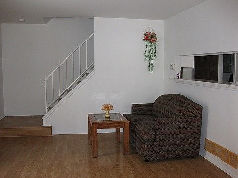 3rd image of 1682 Monticello Ct Unit B