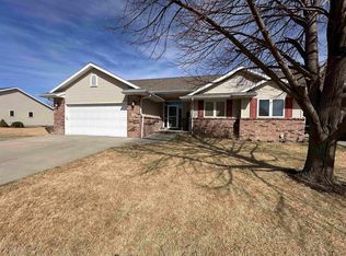 1104 E 56th St Unit 14, Kearney, NE 68847