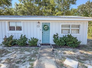 76 Carson Dr NE, Fort Walton Beach, FL 32548