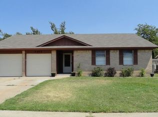 3000 Saint John Ave, Moore, OK 73160