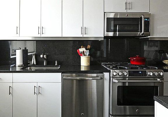 3rd image of 500 E 77th St APT 226