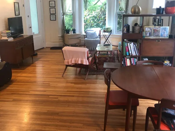 614 Lake Washington Blvd E APT A, Seattle, WA 98112