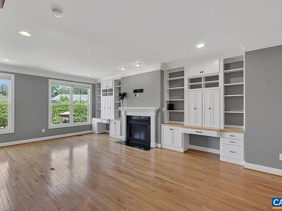 2nd image of 1725 Belvedere Pl