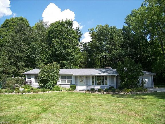2nd image of 8850 S Spring Valley Park Dr