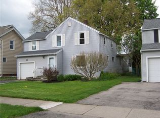 326 Harwick Rd, Rochester, NY 14609