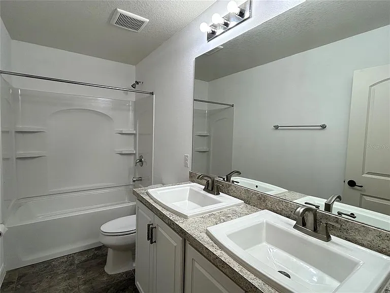 10638 Aldo Moro Dr — Photo 23