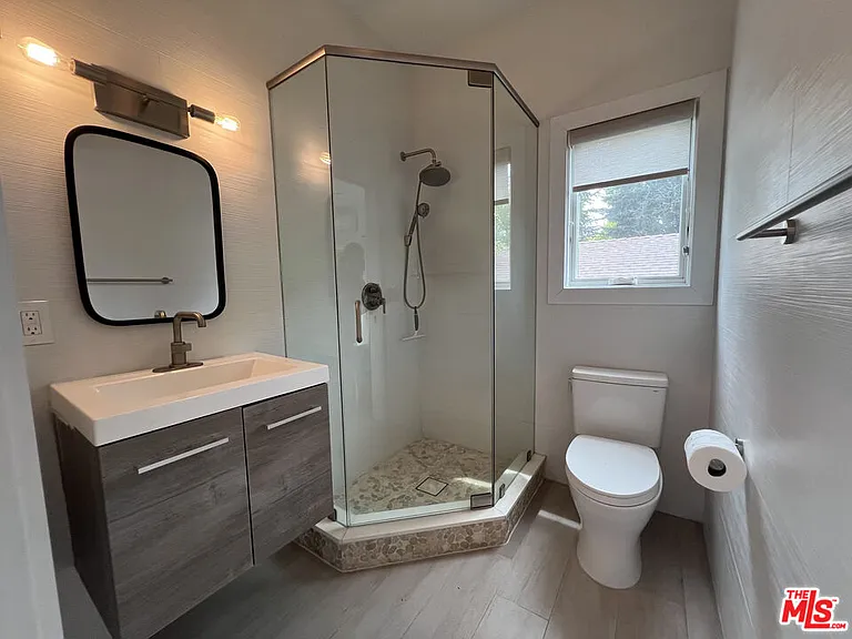 3350 McLaughlin Ave — Photo 35