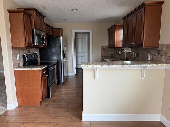 4th image of 2515 S Willard Ave