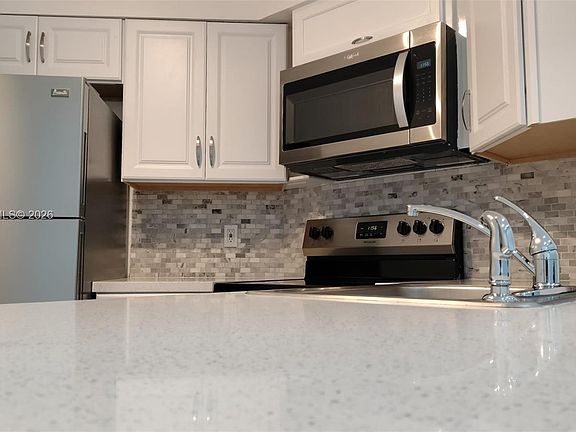 2nd image of 212 Lake Pointe Dr APT 307