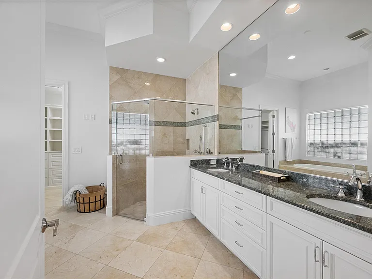 12200 Sunnydale Dr — Photo 25