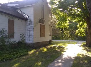 232 N Paw Paw St, Lawrence, MI 49064