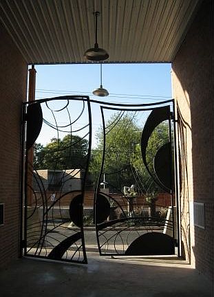 Front gate to mailboxes