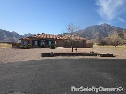 At nite there is a beautiful view of the valley lites, morning gorgeous sunrise