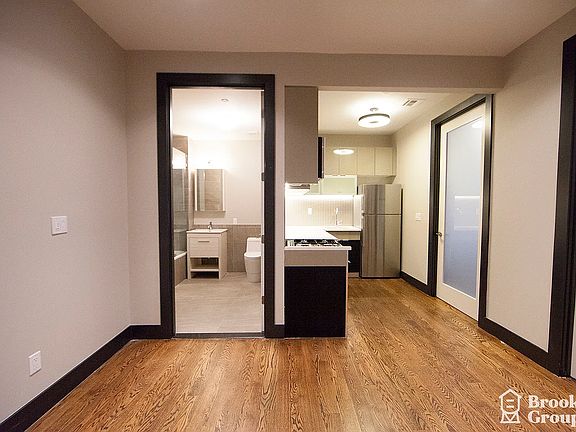 2nd image of 867 Dekalb Ave APT 3A