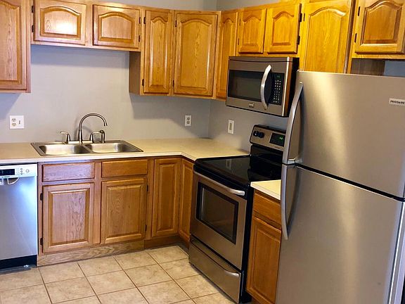 3rd image of 70 Nashua St APT 5